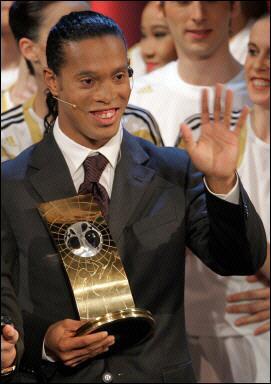 ronnie recolte les fruits de son talent rt de ses exploits